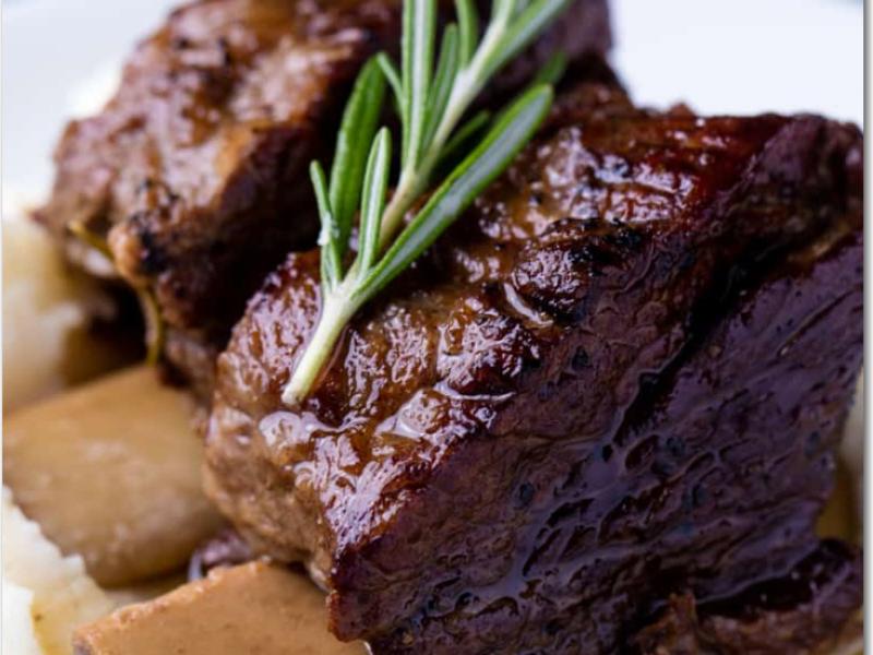Slow Cooker Nötkött tjocka Ribs