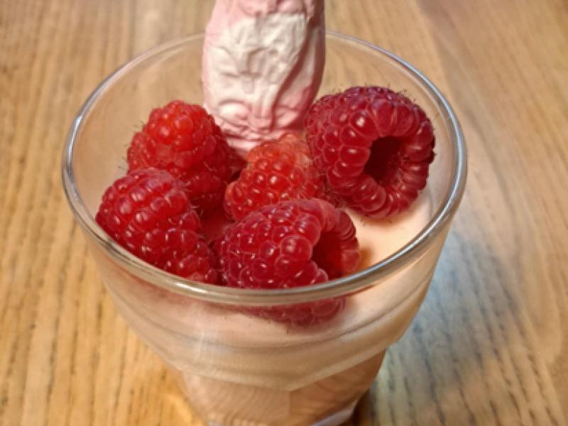 Skumtomtepannacotta