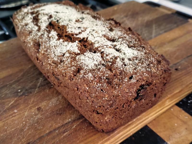 Rågbröd med filmjölk & russin