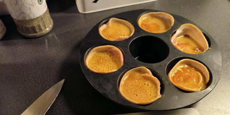 Ägg och baconmuffins